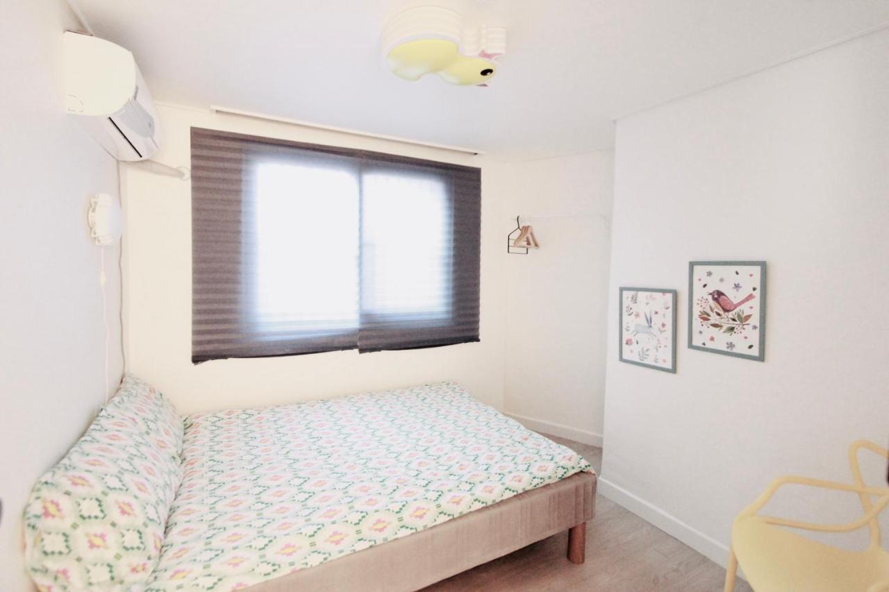 Apelbaum 1 Hongdae Apartment Seoul Phòng bức ảnh